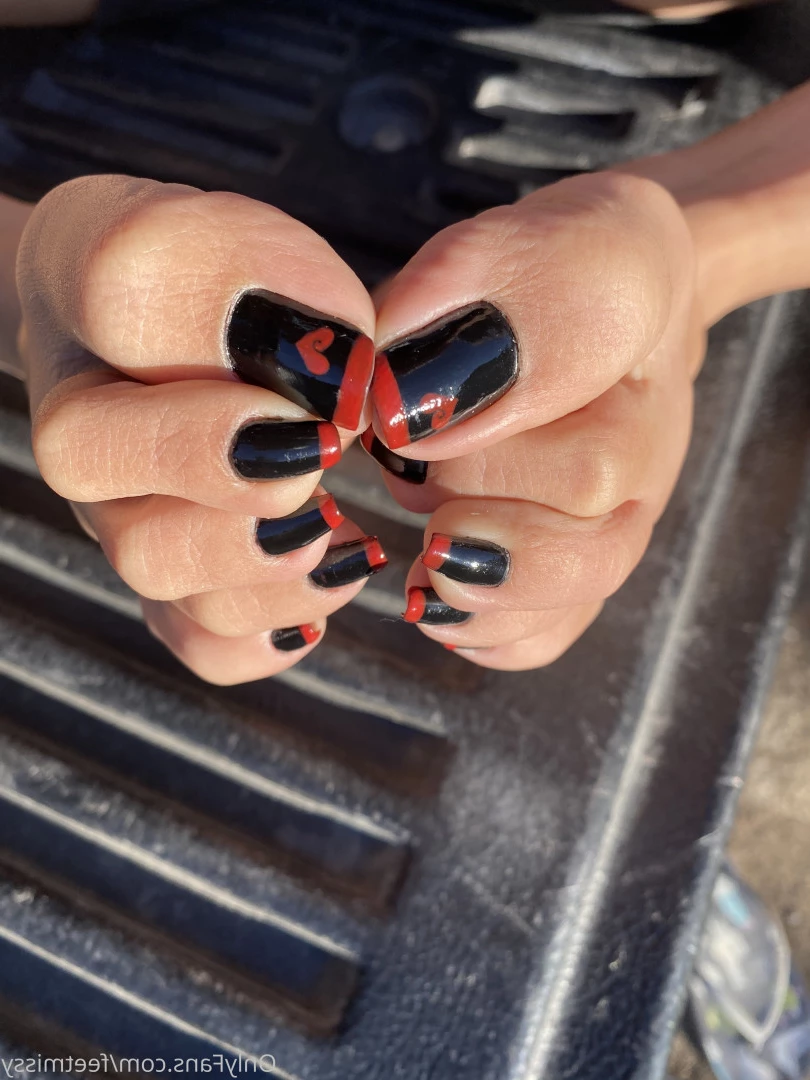 _feetmissy [ feetmissy ] Onlyfans leaked photo 7311663 on Hotleaks.tv