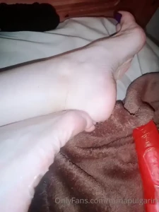 10549329
