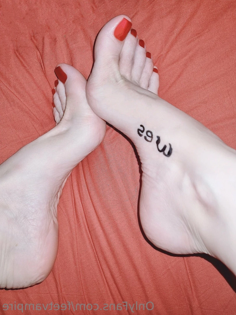 Nuria [ feetvampire ] Onlyfans leaked photo 13689089 on Hotleaks.tv