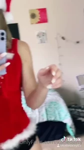 1576085