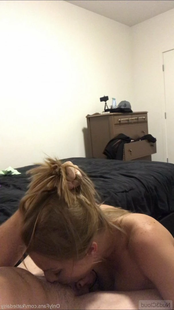 𝒦𝒶𝓉𝒾ℯ [ katiedaisy ] Onlyfans leaked photo 593776 on Hotleaks.tv
