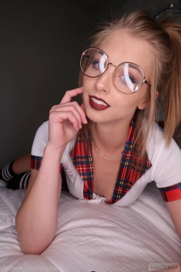𝒦𝒶𝓉𝒾ℯ [ katiedaisy ] Onlyfans leaked photo 593831 on Hotleaks.tv