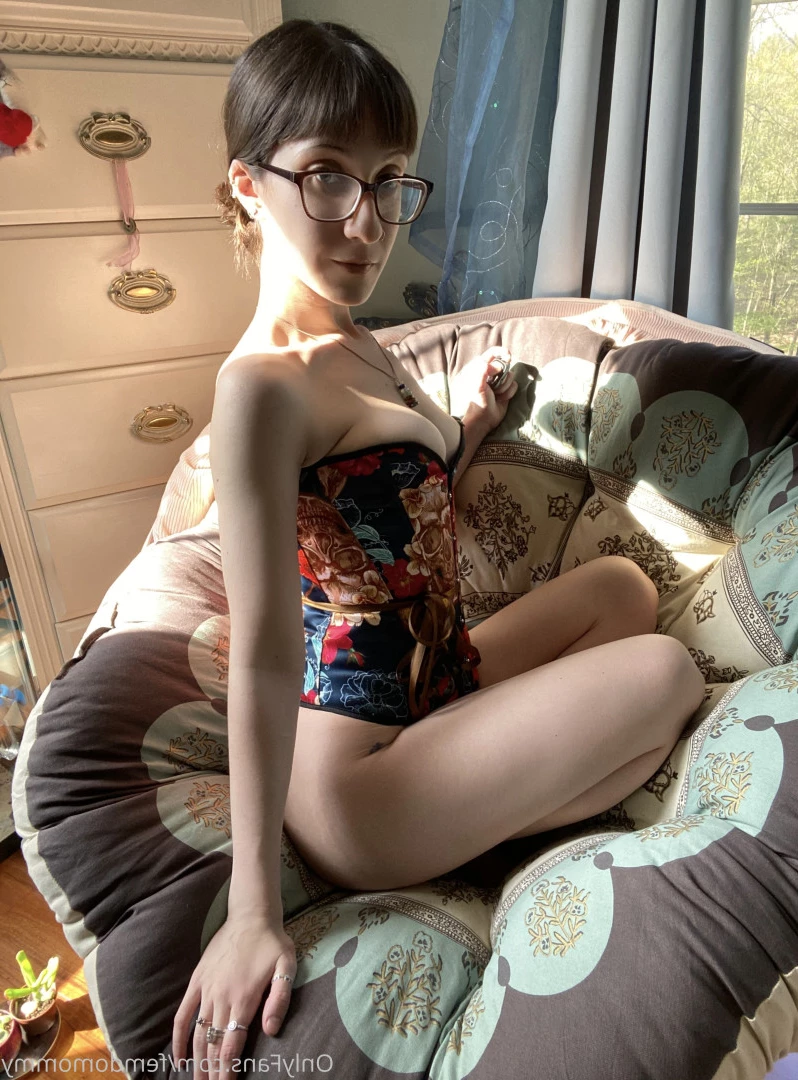 𝐹𝑒𝓂𝒹𝑜𝓂𝑜𝓂𝓂𝓎 [ femdomommy ] Onlyfans leaked photo 7711818 on Hotleaks.tv