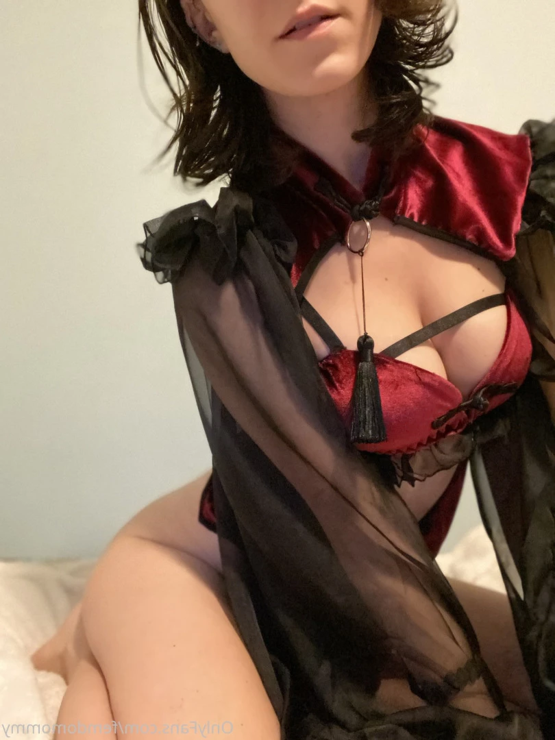 𝐹𝑒𝓂𝒹𝑜𝓂𝑜𝓂𝓂𝓎 [ femdomommy ] Onlyfans leaked photo 7715516 on Hotleaks.tv