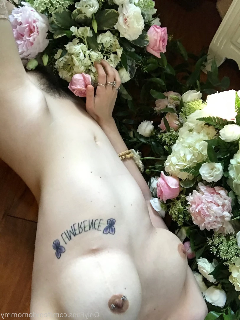 𝐹𝑒𝓂𝒹𝑜𝓂𝑜𝓂𝓂𝓎 [ femdomommy ] Onlyfans leaked photo 7718800 on Hotleaks.tv