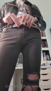 7652031