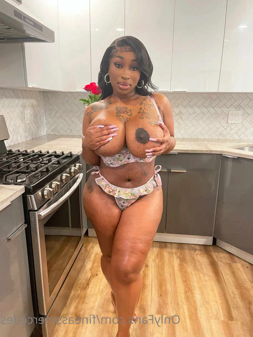 LITTLE MISS GOOD COOCHIE  🧚🏽‍♀️⚠️💦 [ fineassmercedes ] Onlyfans leaked photo 7471090 on Hotleaks.tv