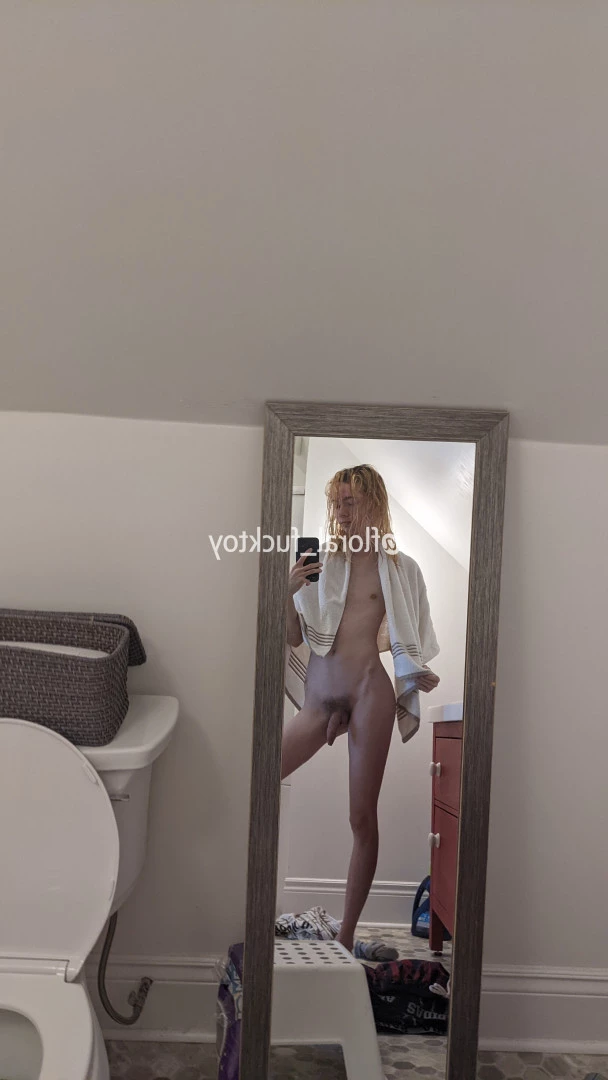 your floral fucktoy [ floral_fucktoy ] Onlyfans leaked photo 7668246 on Hotleaks.tv