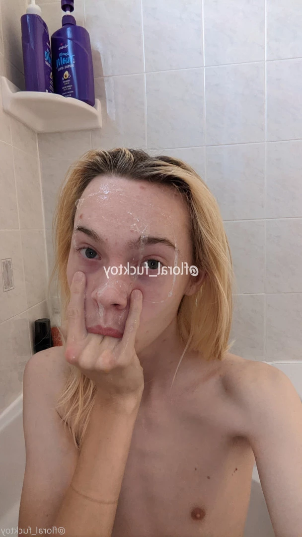 your floral fucktoy [ floral_fucktoy ] Onlyfans leaked photo 7668348 on Hotleaks.tv