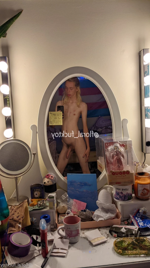 your floral fucktoy [ floral_fucktoy ] Onlyfans leaked photo 7668384 on Hotleaks.tv