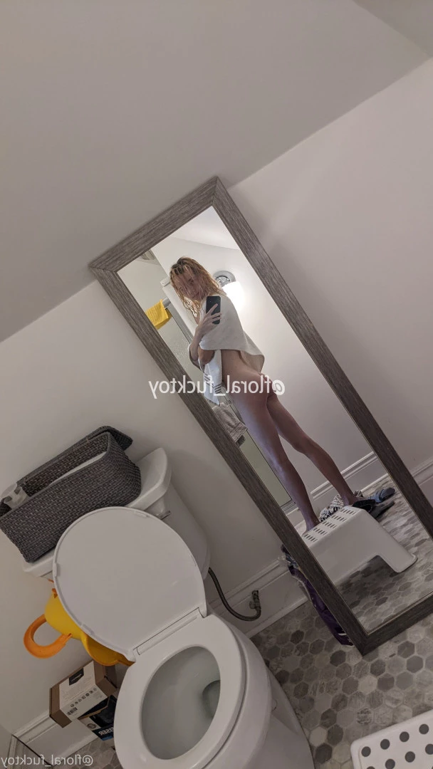 your floral fucktoy [ floral_fucktoy ] Onlyfans leaked photo 7668536 on Hotleaks.tv