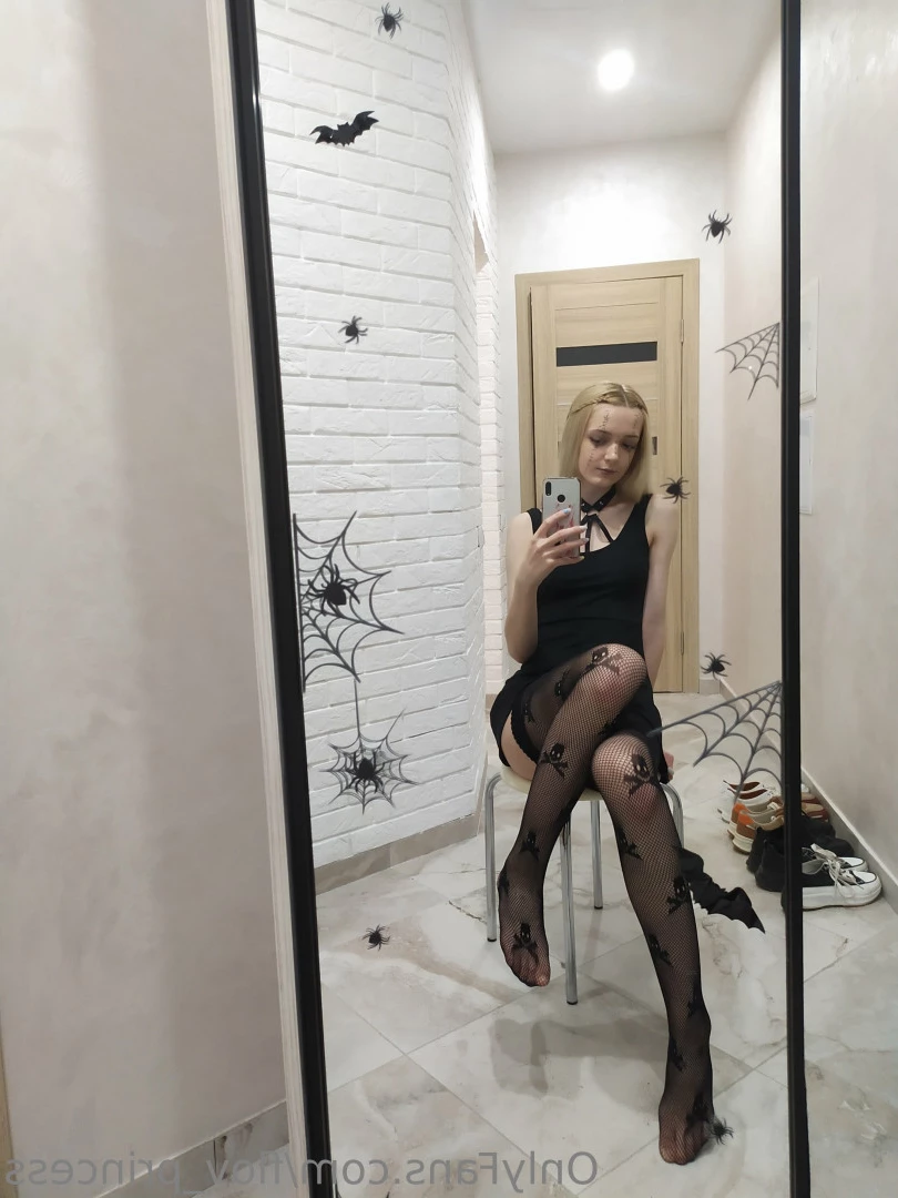 Mini Princess 💖 [ flov_princess ] Onlyfans leaked photo 10552705 on Hotleaks.tv