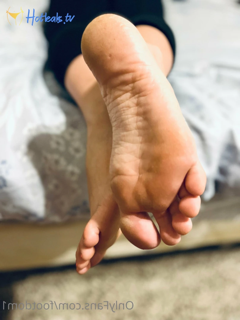 FootDom [ footdom1 ] Onlyfans leaked photo 7463173 on Hotleaks.tv