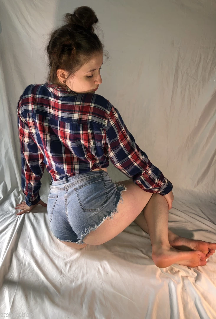 Delilah [ footiesfeets ] Onlyfans leaked photo 7417528 on Hotleaks.tv