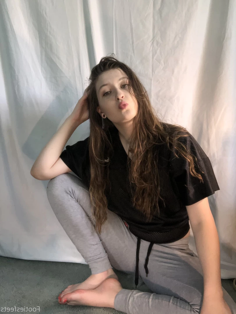 Delilah [ footiesfeets ] Onlyfans leaked photo 7422627 on Hotleaks.tv
