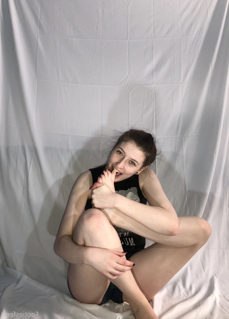 Delilah [ footiesfeets ] Onlyfans leaked photo 7423305 on Hotleaks.tv