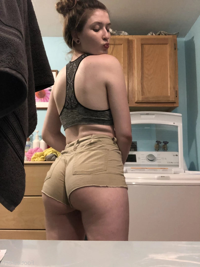 Delilah [ footiesfeets ] Onlyfans leaked photo 7424413 on Hotleaks.tv