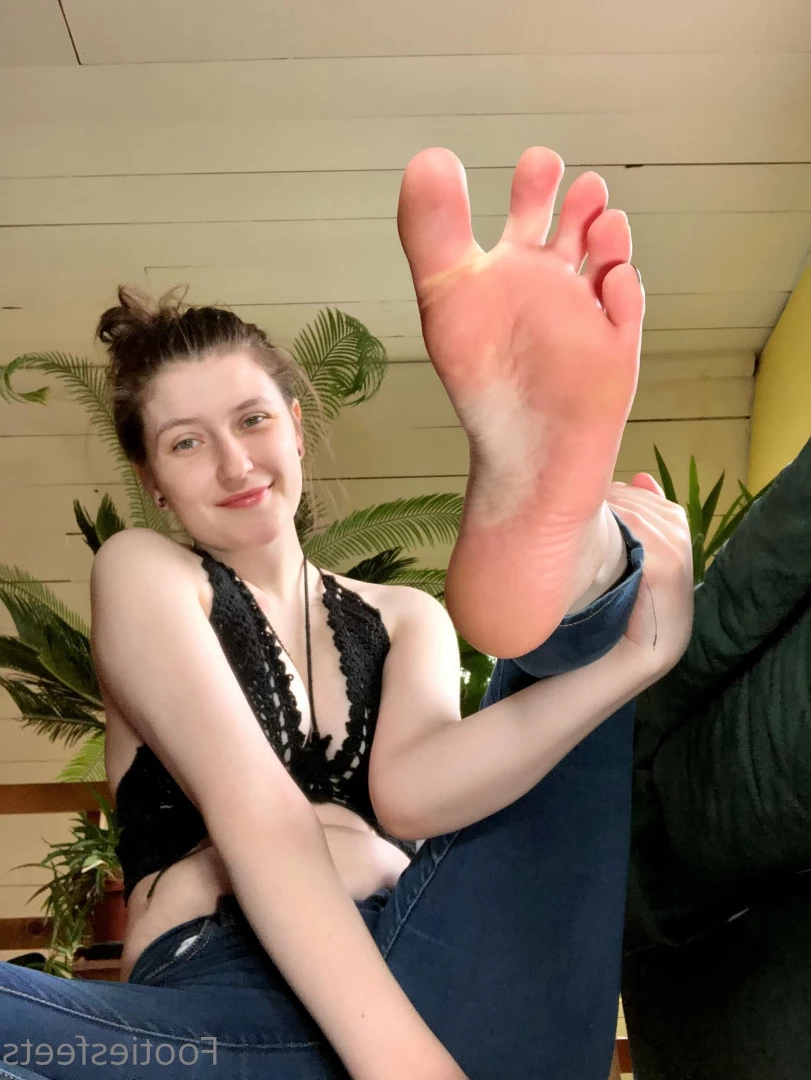 Delilah [ footiesfeets ] Onlyfans leaked photo 7437241 on Hotleaks.tv