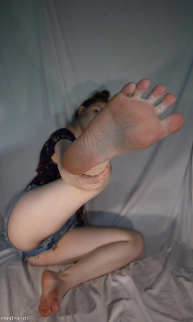 Delilah [ footiesfeets ] Onlyfans leaked photo 7439045 on Hotleaks.tv