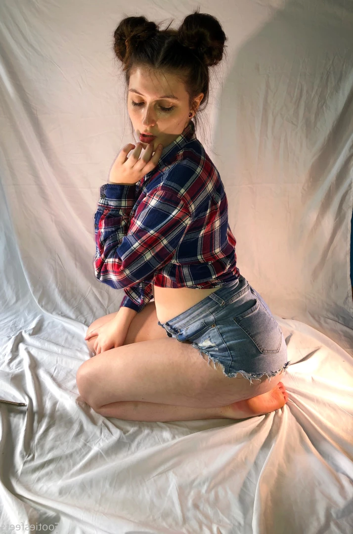 Delilah [ footiesfeets ] Onlyfans leaked photo 7445486 on Hotleaks.tv