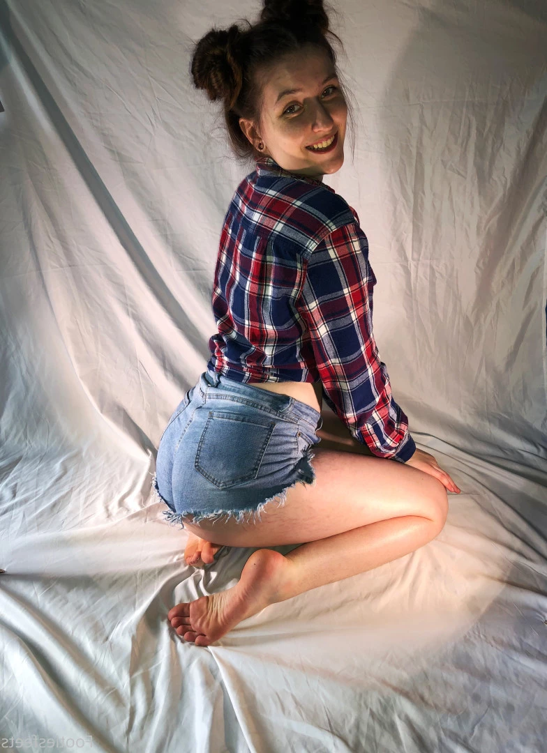 Delilah [ footiesfeets ] Onlyfans leaked photo 7454853 on Hotleaks.tv