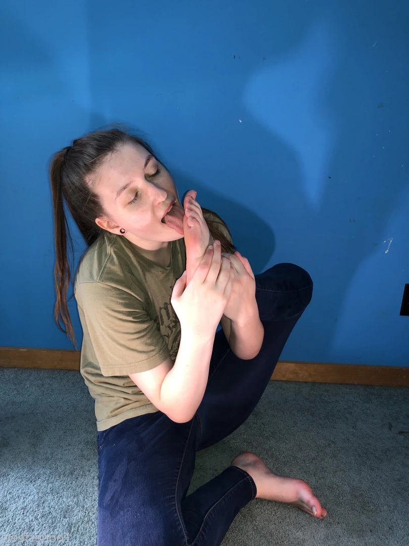 Delilah [ footiesfeets ] Onlyfans leaked photo 7456206 on Hotleaks.tv