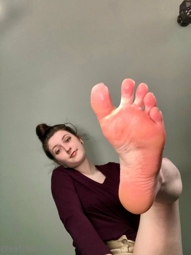Delilah [ footiesfeets ] Onlyfans leaked photo 7458824 on Hotleaks.tv