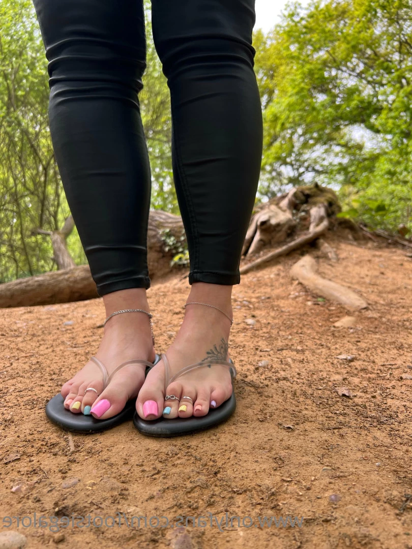 @footsiegalore [ footsiegalore ] Onlyfans leaked photo 7245560 on Hotleaks.tv