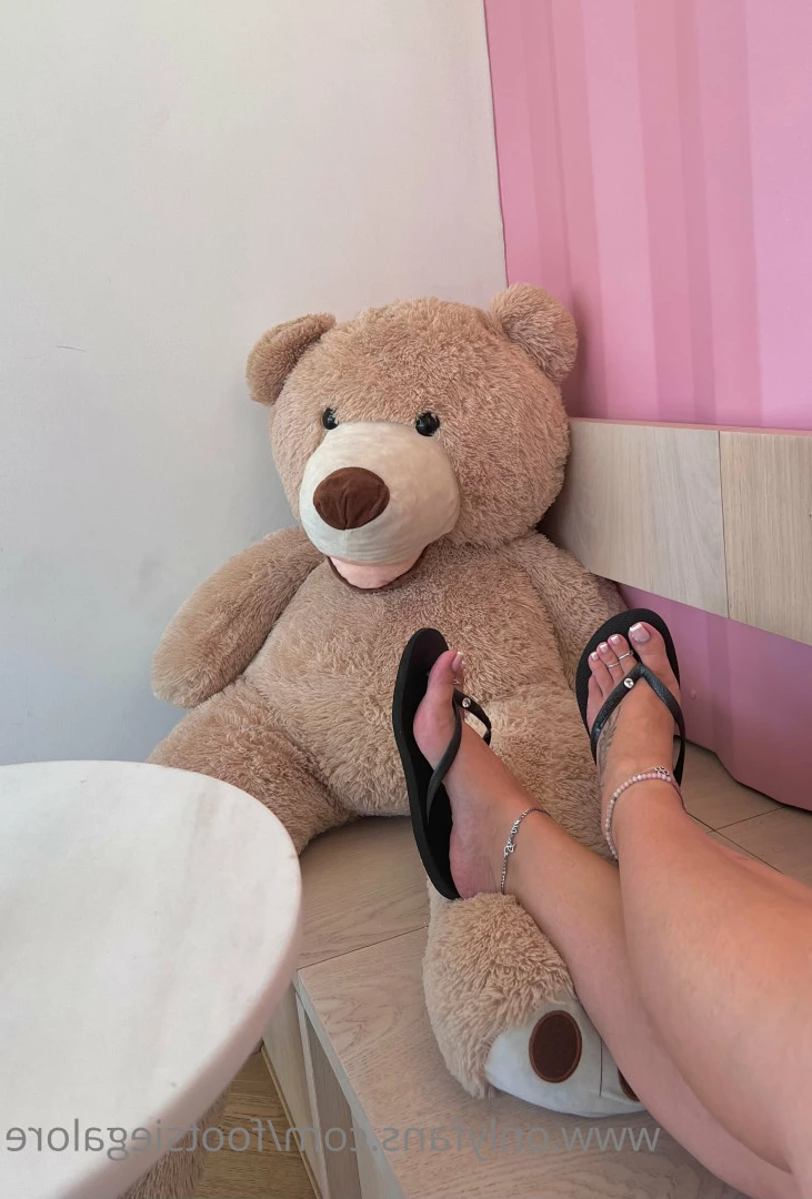@footsiegalore [ footsiegalore ] Onlyfans leaked photo 7247208 on Hotleaks.tv