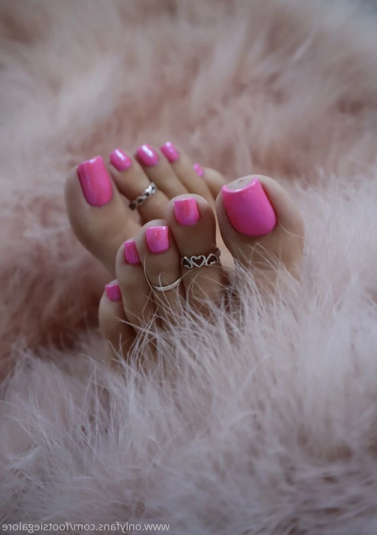 @footsiegalore [ footsiegalore ] Onlyfans leaked photo 7249565 on Hotleaks.tv