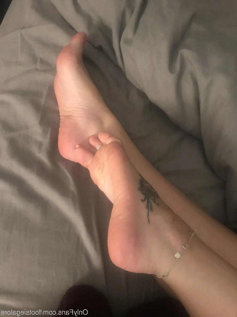 @footsiegalore [ footsiegalore ] Onlyfans leaked photo 7252834 on Hotleaks.tv