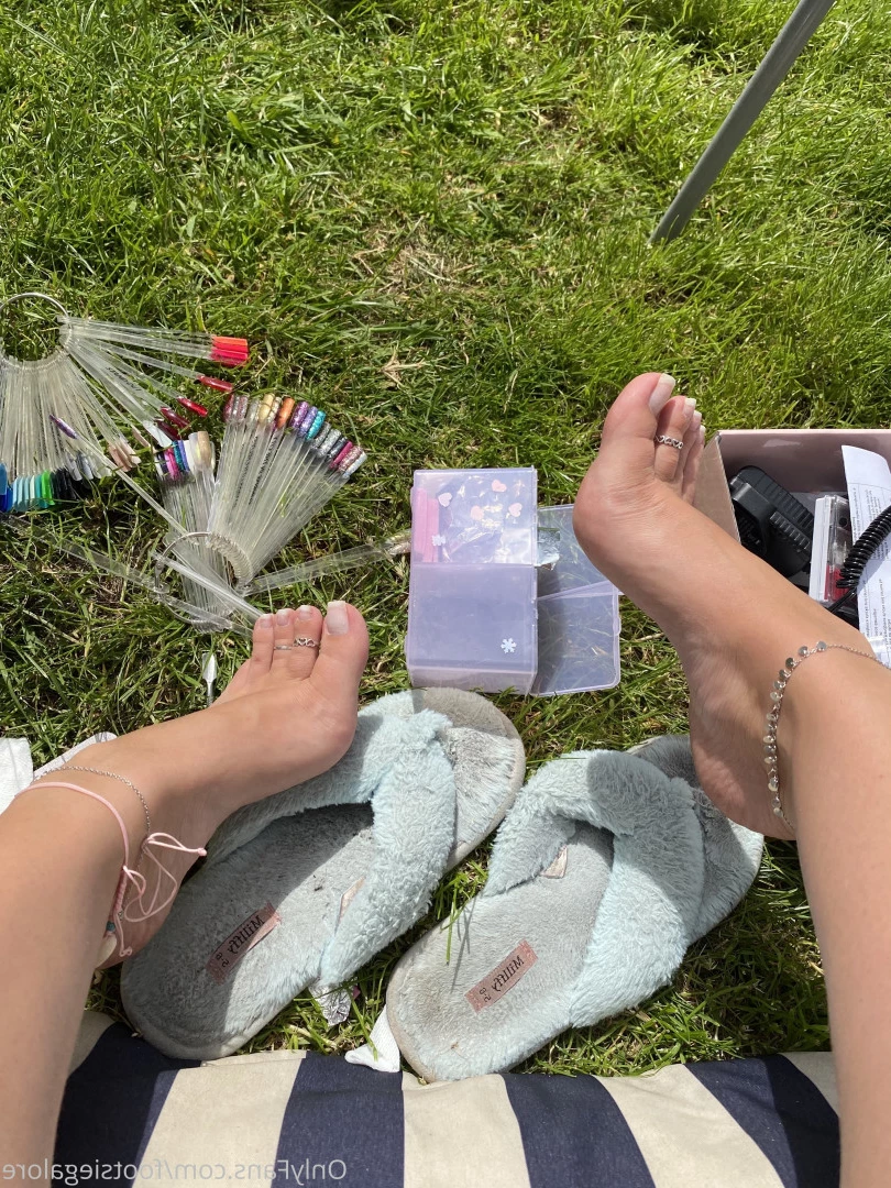 @footsiegalore [ footsiegalore ] Onlyfans leaked photo 7254358 on Hotleaks.tv