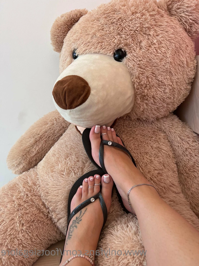 @footsiegalore [ footsiegalore ] Onlyfans leaked photo 7254999 on Hotleaks.tv
