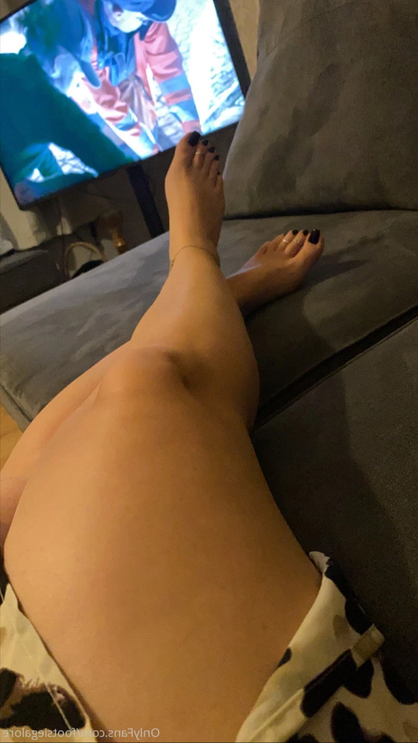 @footsiegalore [ footsiegalore ] Onlyfans leaked photo 7255913 on Hotleaks.tv