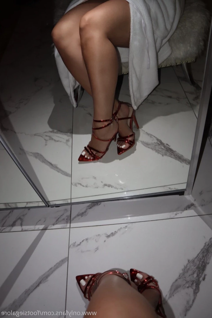 @footsiegalore [ footsiegalore ] Onlyfans leaked photo 7258025 on Hotleaks.tv