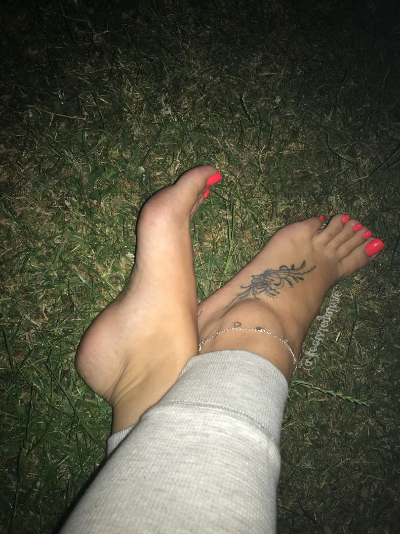 @footsiegalore [ footsiegalore ] Onlyfans leaked photo 7263286 on Hotleaks.tv