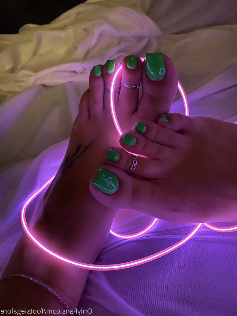 @footsiegalore [ footsiegalore ] Onlyfans leaked photo 7264710 on Hotleaks.tv