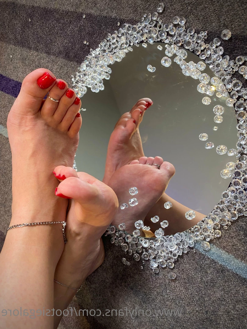 @footsiegalore [ footsiegalore ] Onlyfans leaked photo 7266761 on Hotleaks.tv