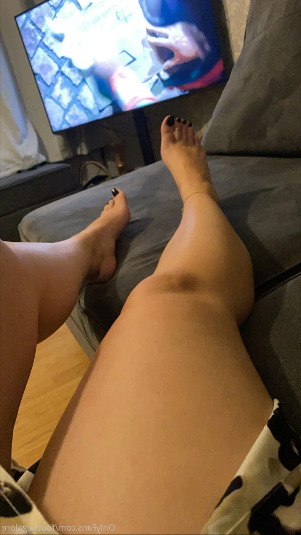 @footsiegalore [ footsiegalore ] Onlyfans leaked photo 7271527 on Hotleaks.tv