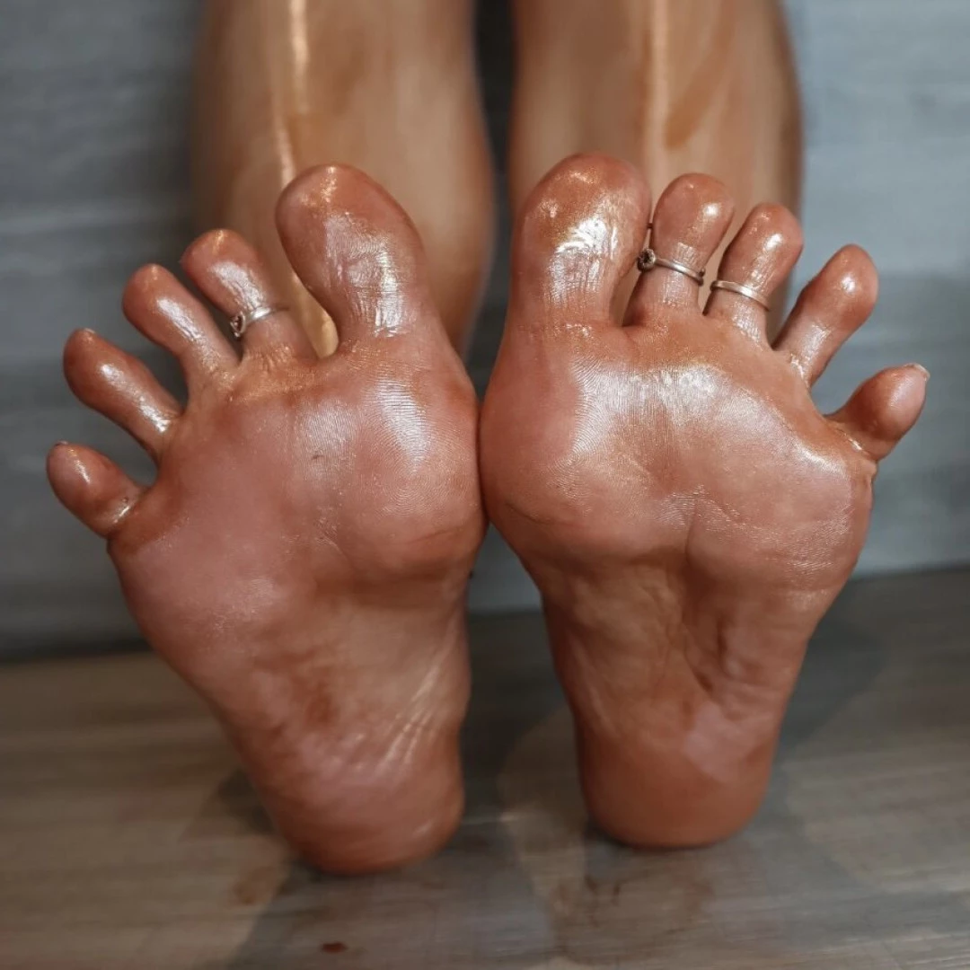 @footsiegalore [ footsiegalore ] Onlyfans leaked photo 7271693 on Hotleaks.tv
