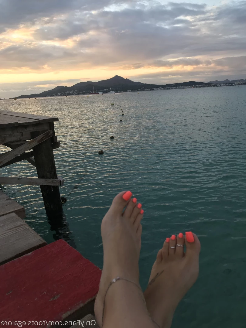 @footsiegalore [ footsiegalore ] Onlyfans leaked photo 7273092 on Hotleaks.tv