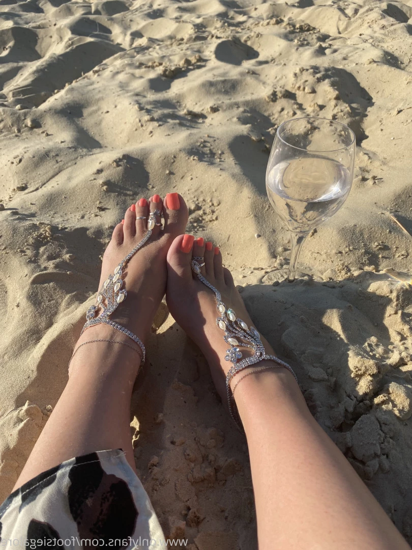@footsiegalore [ footsiegalore ] Onlyfans leaked photo 7273263 on Hotleaks.tv
