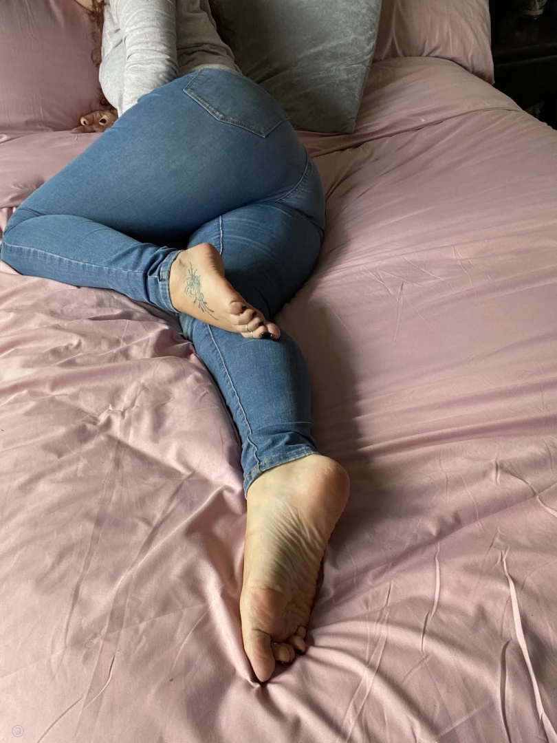 @footsiegalore [ footsiegalore ] Onlyfans leaked photo 7273612 on Hotleaks.tv