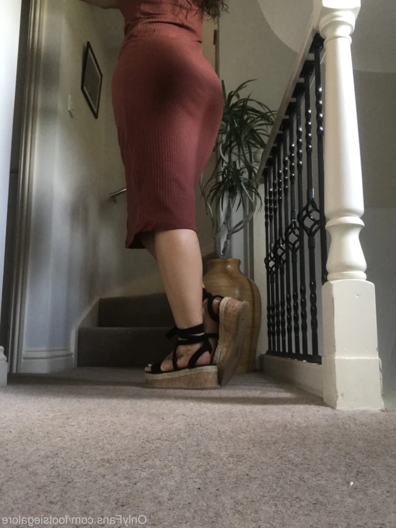 @footsiegalore [ footsiegalore ] Onlyfans leaked photo 7274571 on Hotleaks.tv