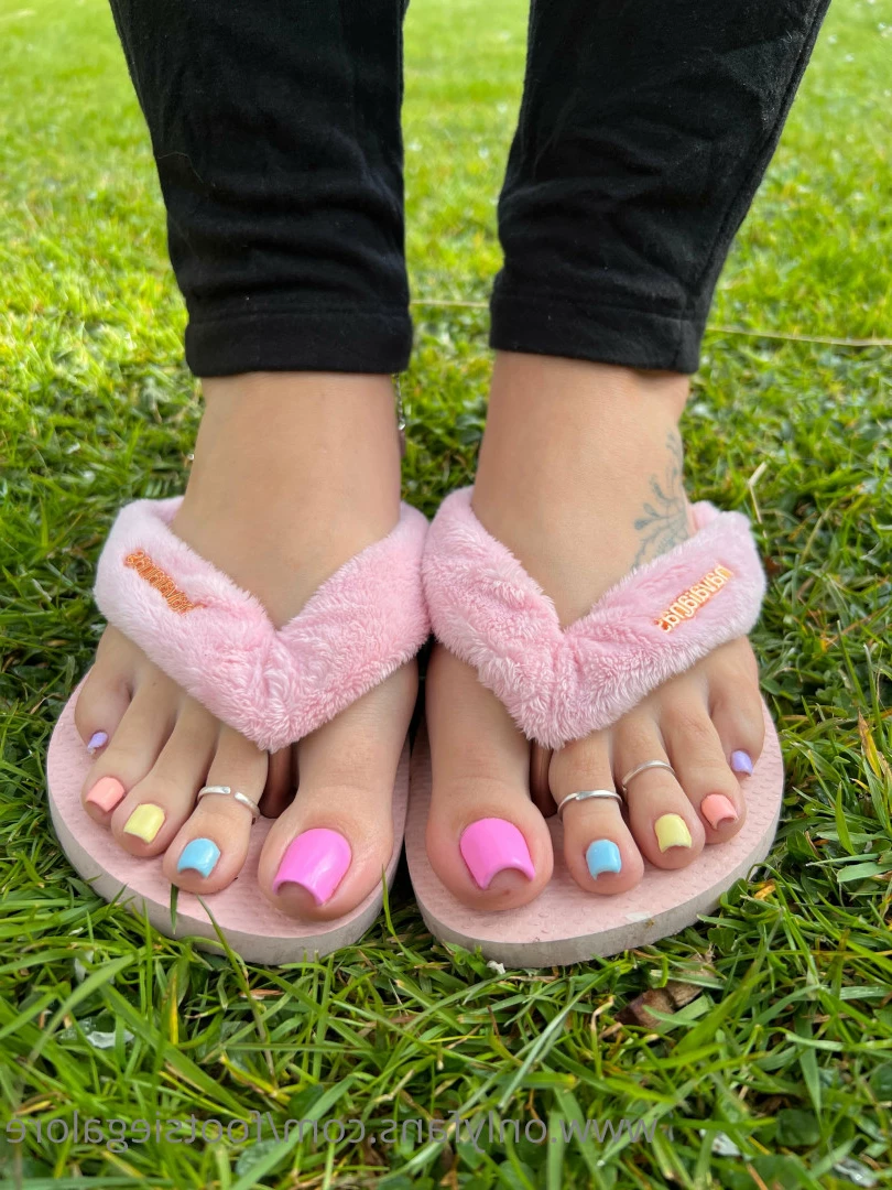 @footsiegalore [ footsiegalore ] Onlyfans leaked photo 7276137 on Hotleaks.tv
