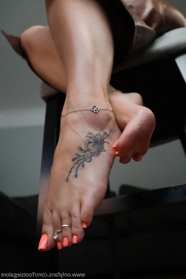 @footsiegalore [ footsiegalore ] Onlyfans leaked photo 7281386 on Hotleaks.tv