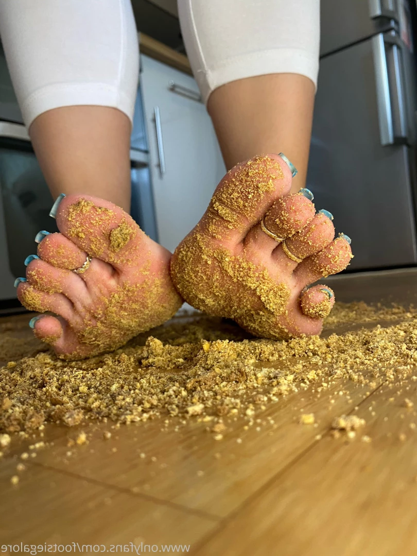 @footsiegalore [ footsiegalore ] Onlyfans leaked photo 7281724 on Hotleaks.tv