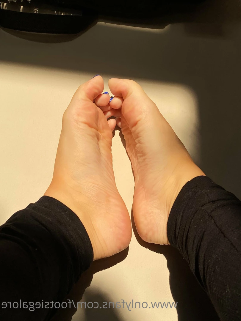 @footsiegalore [ footsiegalore ] Onlyfans leaked photo 7282081 on Hotleaks.tv