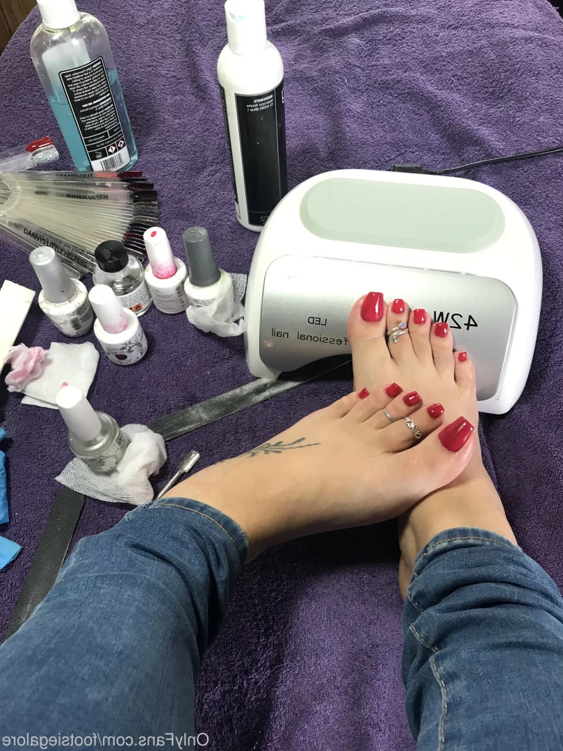 @footsiegalore [ footsiegalore ] Onlyfans leaked photo 7284628 on Hotleaks.tv