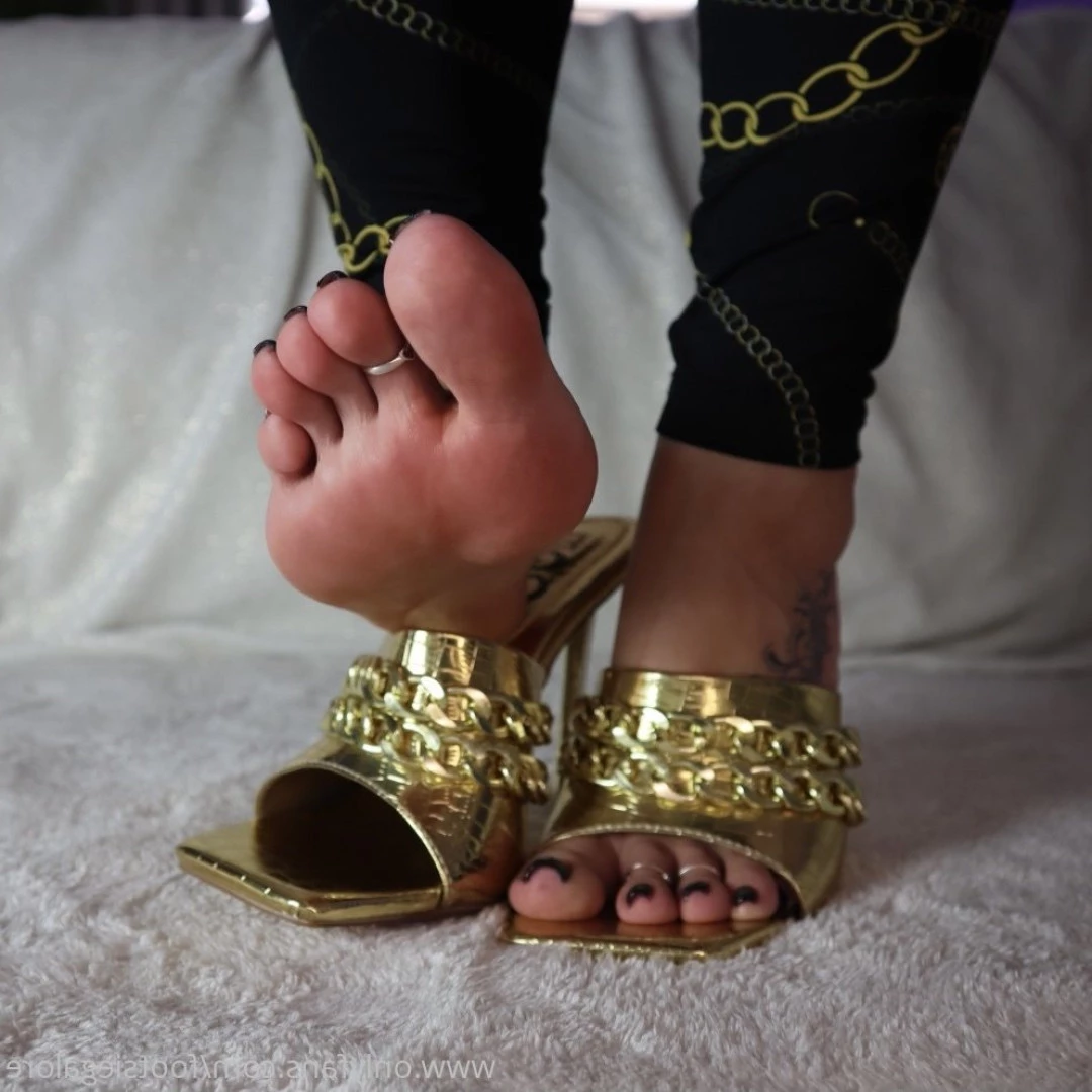 @footsiegalore [ footsiegalore ] Onlyfans leaked photo 7285238 on Hotleaks.tv